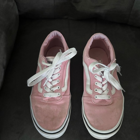 Vans Other - VANS Girls Pink Sneaker Shoes 3 youth